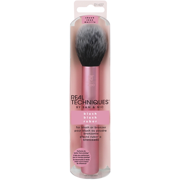 Real Techniques Blush Brush (Picture 2 of 3)