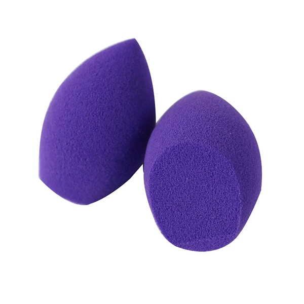 Real Techniques Miracle Mini Eraser Sponge (Picture 2 of 2)