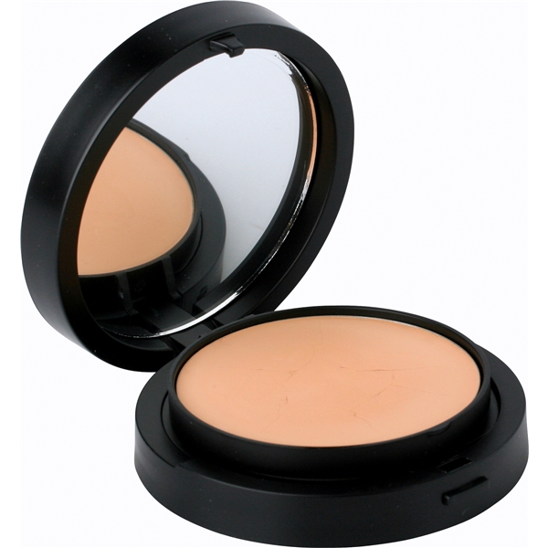Mineral Radiance Creme Powder Foundation (Picture 1 of 2)