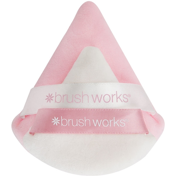 Brushworks Triangular Powder Puff Duo (Picture 4 of 4)