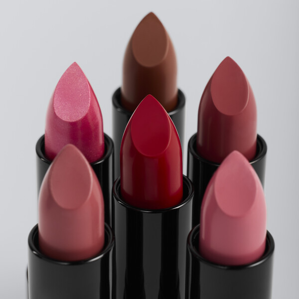IsaDora The Perfect Moisture Lipstick (Picture 9 of 10)