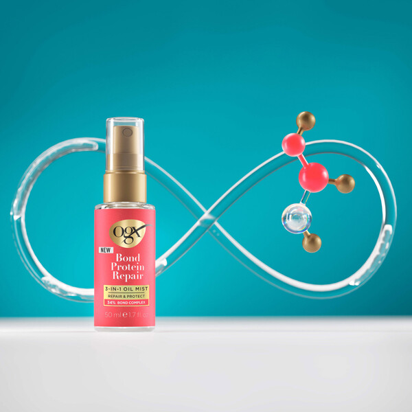 OGX Bond Protein Repair 3-in-1 Oil Mist (Picture 4 of 5)