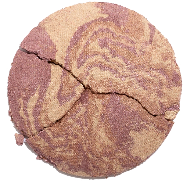 Murumuru Butter Glow Pressed Powder (Picture 3 of 5)