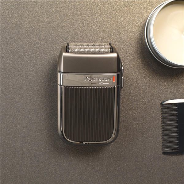 HF9000 Heritage Foil Shaver (Picture 2 of 3)