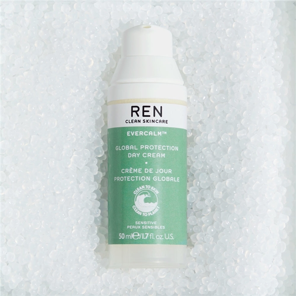 REN Evercalm Global Protection Day Cream (Picture 3 of 7)